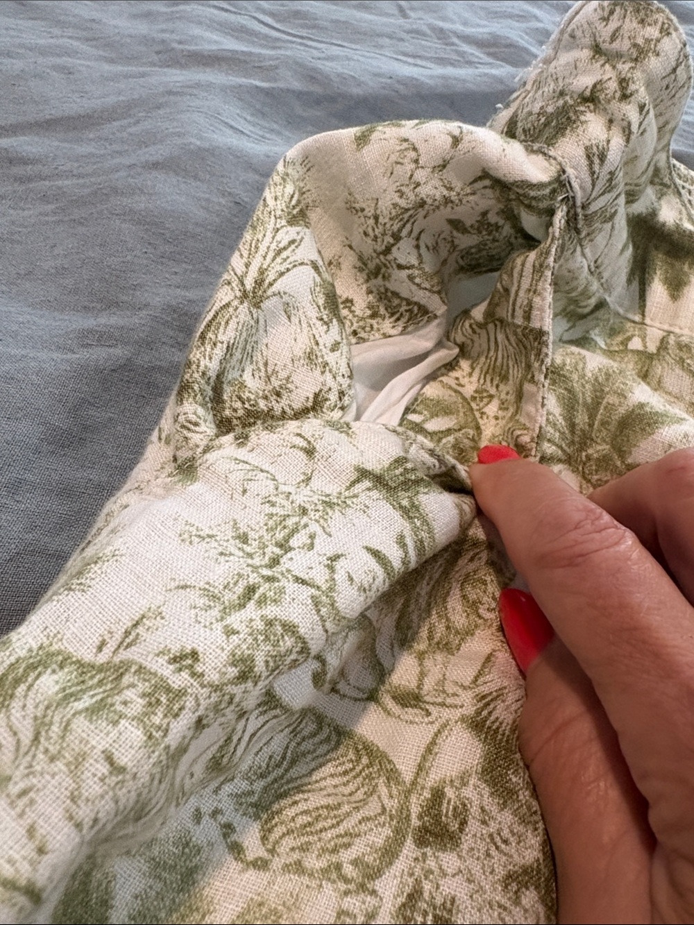 Rachel Zoe Cream and Light Green Tropical Wide-Leg Pants 100% Linen - Picture 4 of 5